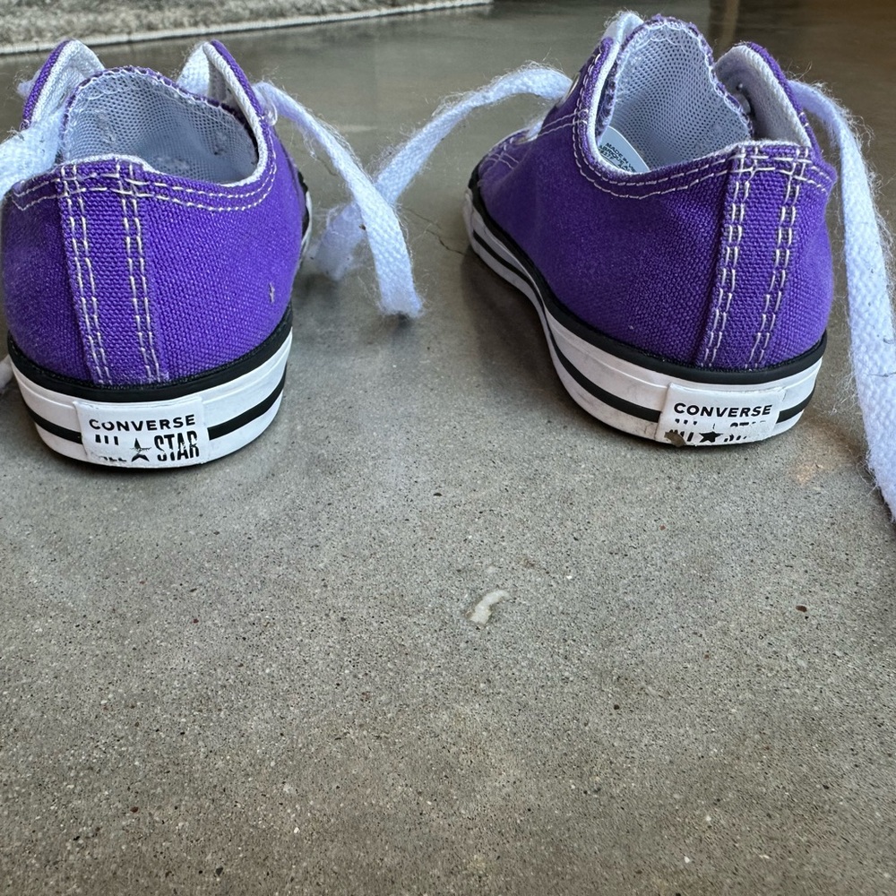 Converse Kids Purple Sneakers size 10 pre owned - Picture 7 of 13